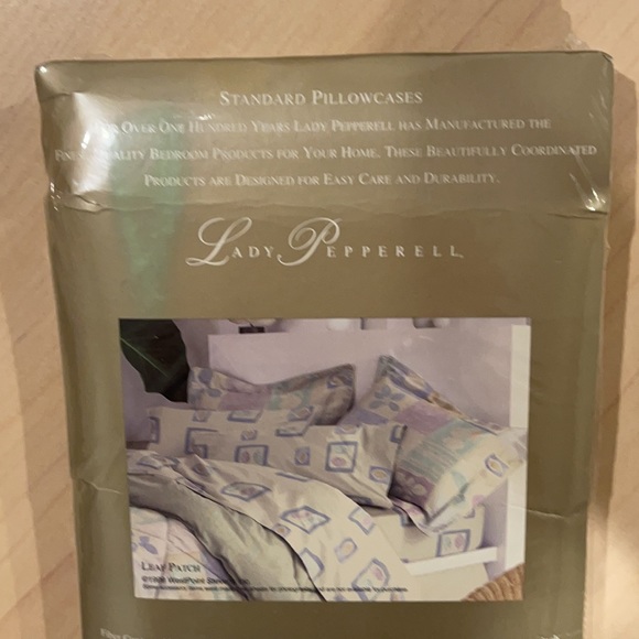 Queen Extra Deep Fitted Sheet & 2 pillowcases - Picture 9 of 9